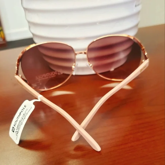 Southpole 1027SP Vented Metal UV Protective Round Sunglasses for Women - Picture 6 of 9